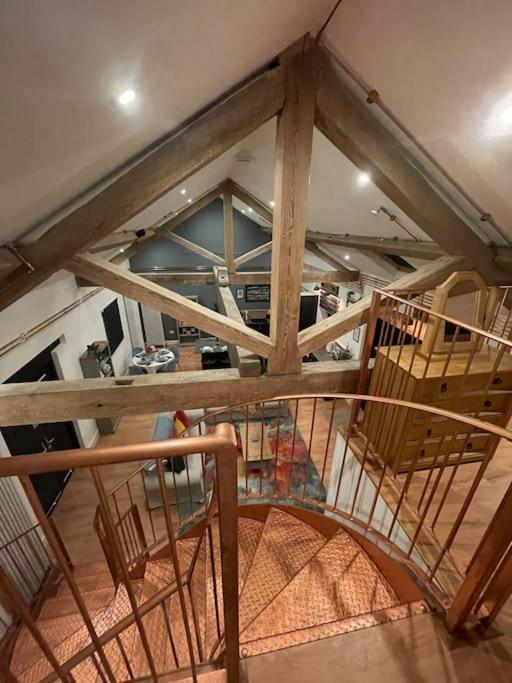Tank Barn At Brook House, Nestled In The Welsh Hills, A Delightful Retreat Villa เวลช์พูล ภายนอก รูปภาพ